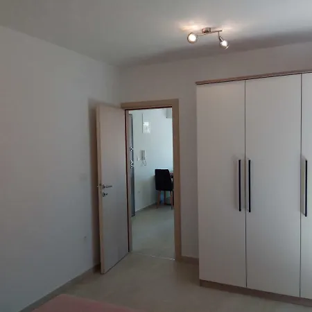 Lorena Apartman Cres