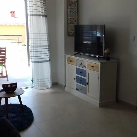 Lorena Apartman Cres